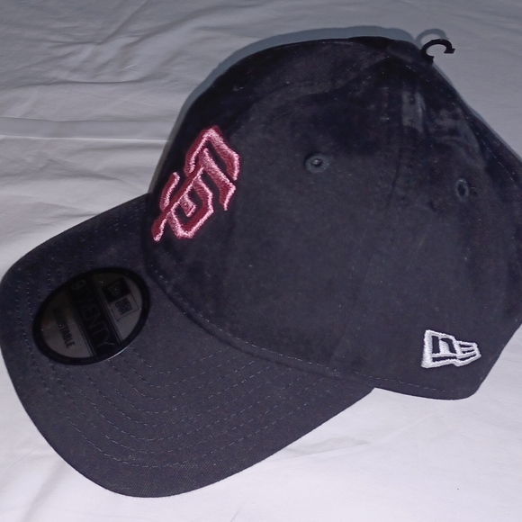 Baseball Cap - Picture 2 of 4